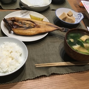 水菜と油揚げのみそ汁